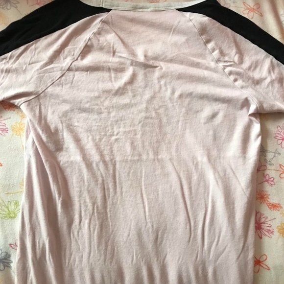 VS PINK Shirt - Picture 2 of 2